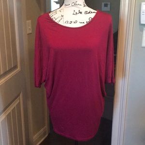 Cute top with dolman like sleeves